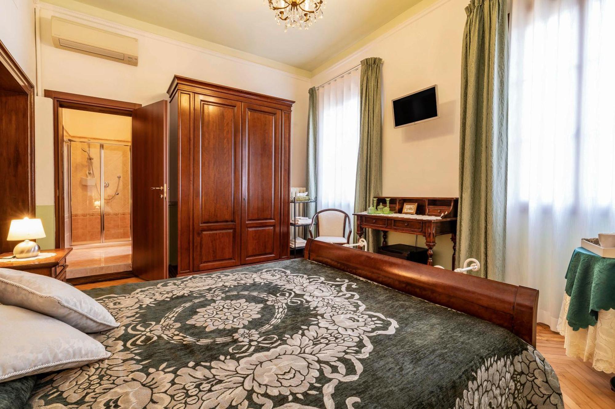 Bed And Breakfast Casa Delle Rose Lido Venezia Венеция-Лидо Экстерьер фото